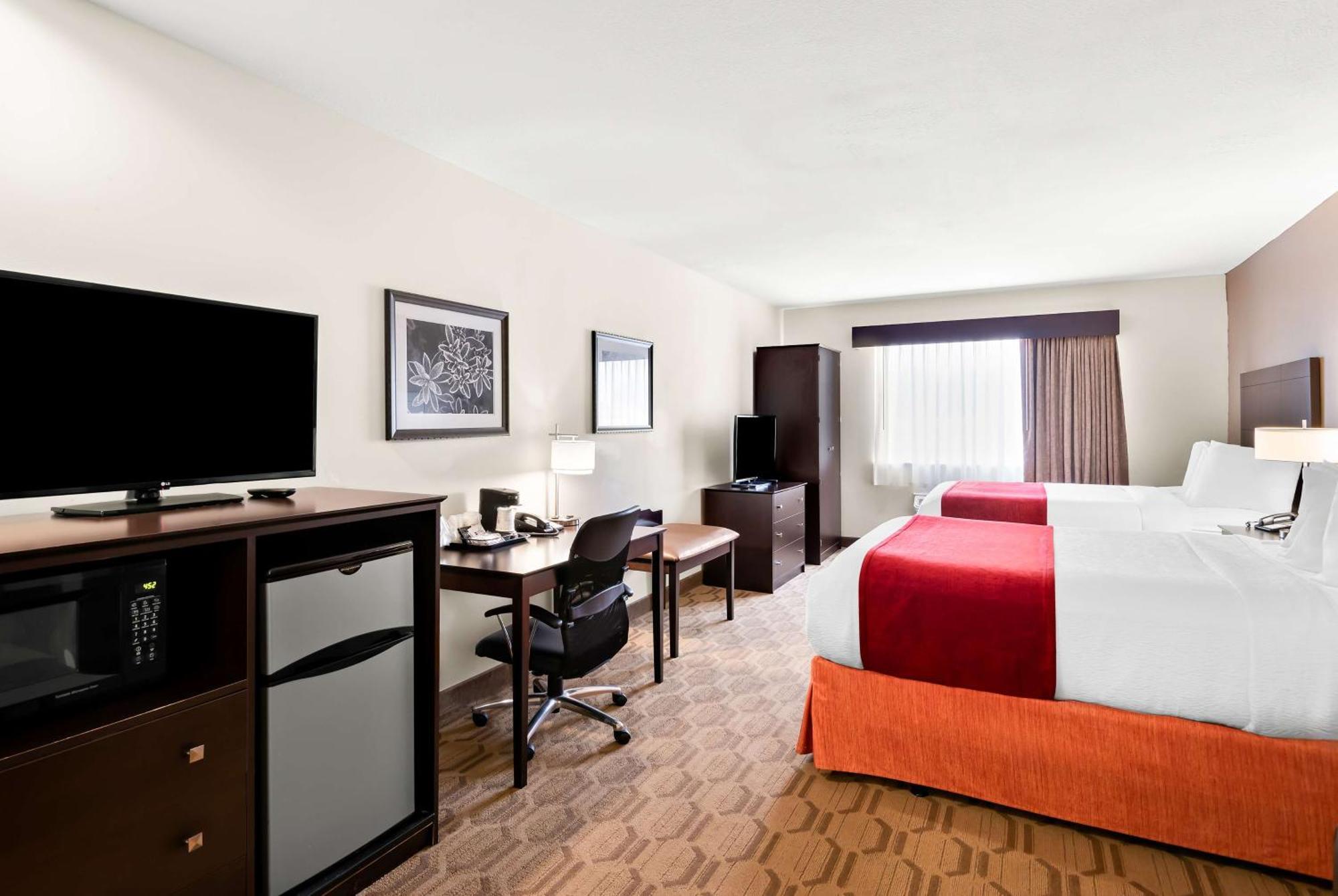 Best Western Palmyra Inn & Suites Екстер'єр фото